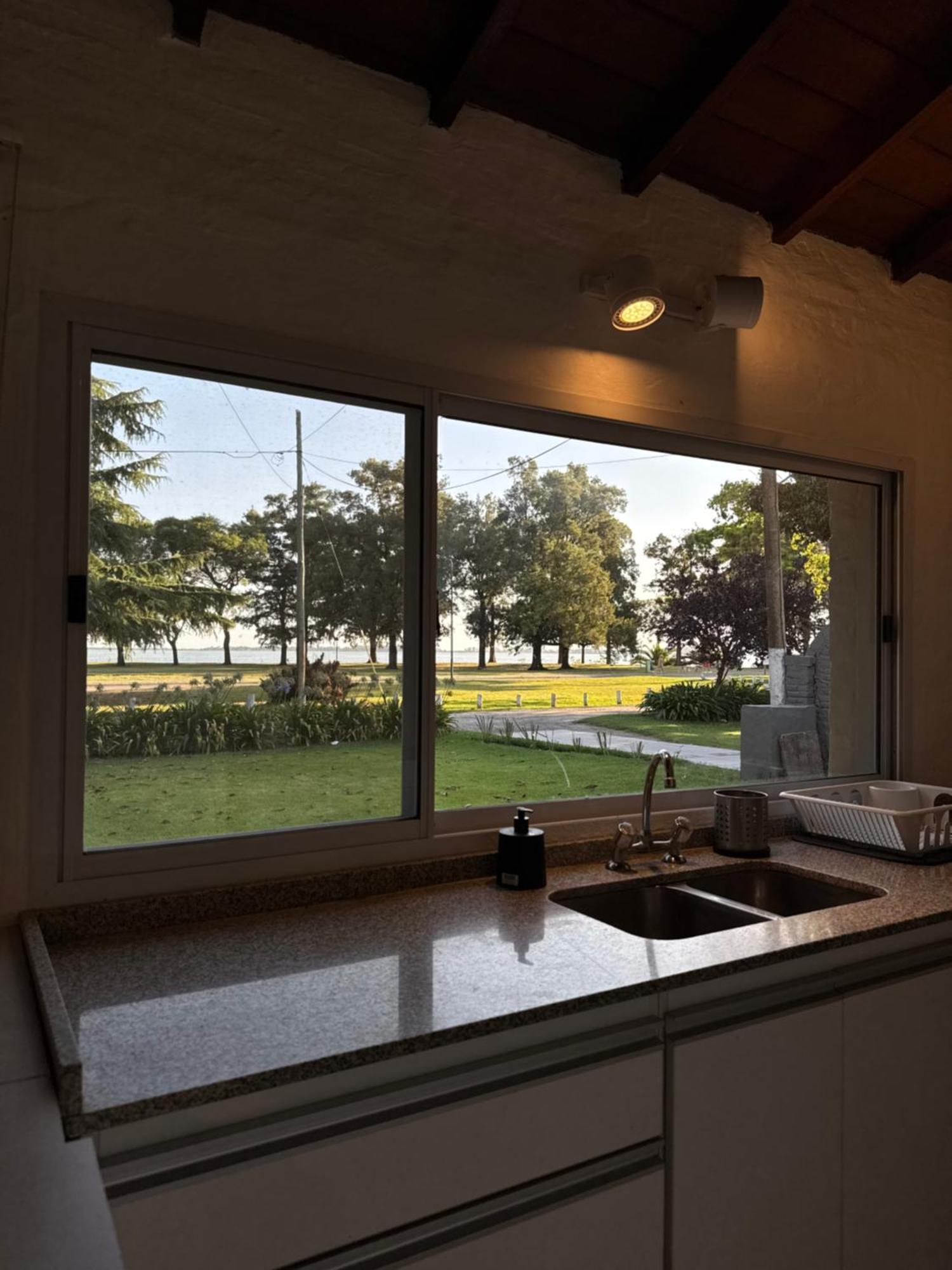 Casa Chalet Ensuenos Vista A La Laguna Chascomus Bagian luar foto